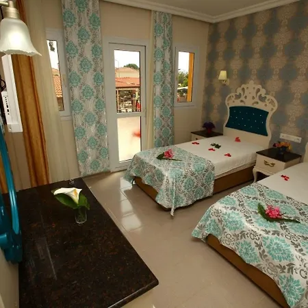 Turk Ölüdeniz