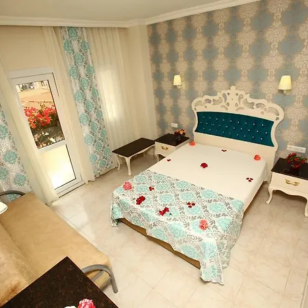 Turk Hotel 2*
