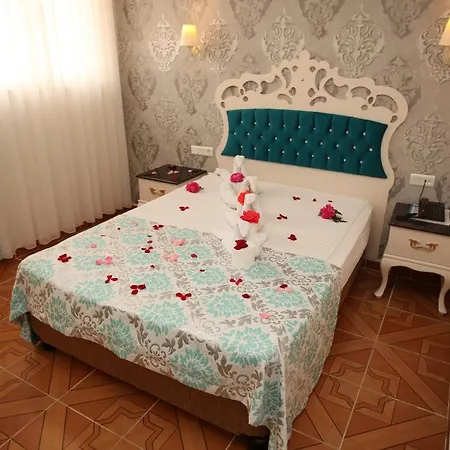 Turk Ölüdeniz